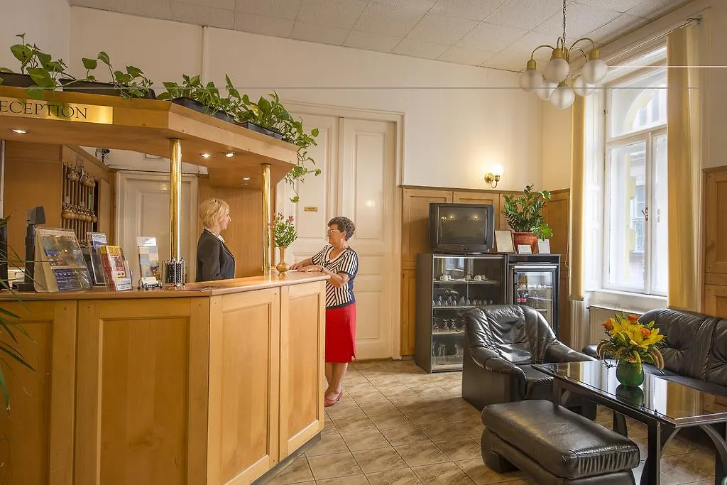 Peregrinus Hotel