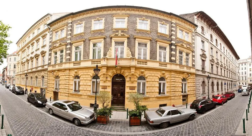 ***  Peregrinus Hotel Hungary